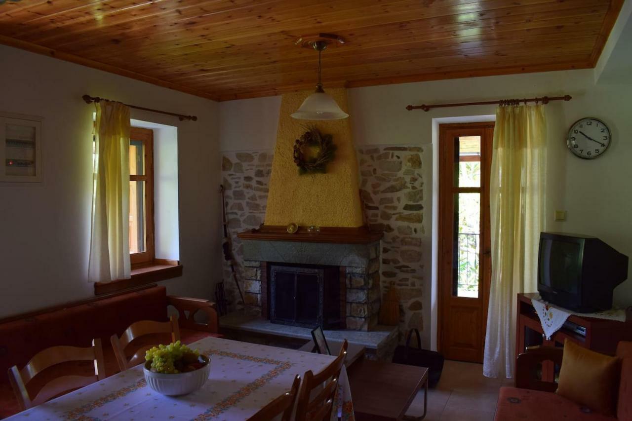 Holiday Home Dionysis Chorefton Exterior foto